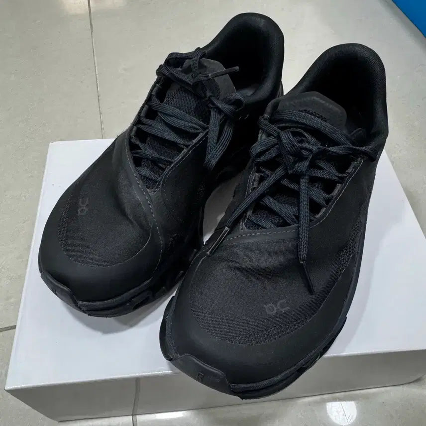 [BUNJANG] PAF X ON Cloudmonster 2 Black Sneakers / [225] PAF X ON 온러닝 클라우드 몬스터2 파프 온 블랙