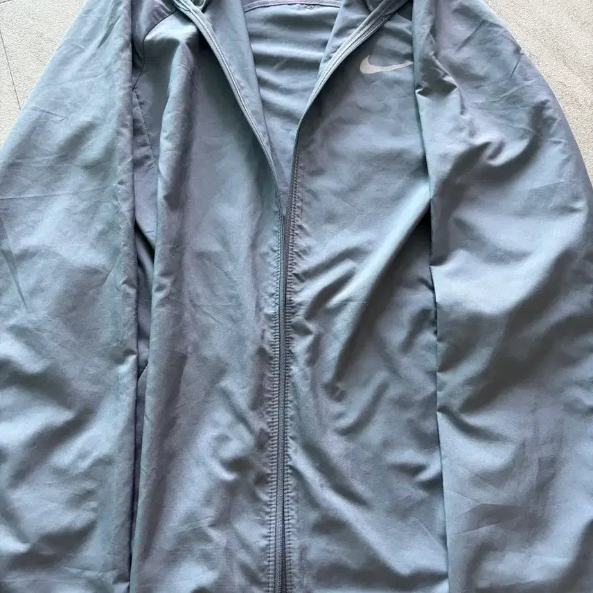 [SOLD OUT] 나이키 런닝 바람막이 M(85)