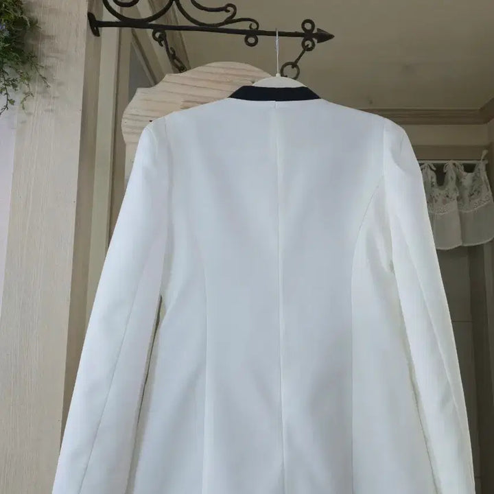 [SOLD OUT] 봄 여름 흰쟈켓 55