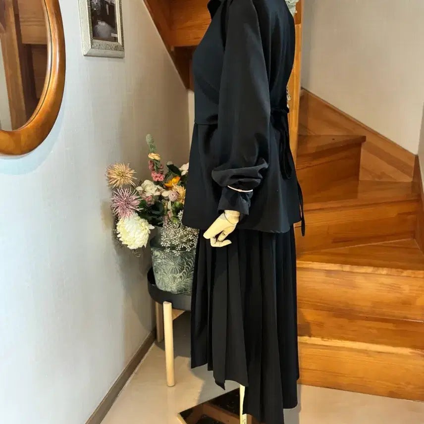[SOLD OUT] 블랙 레이어드 스타일 상의