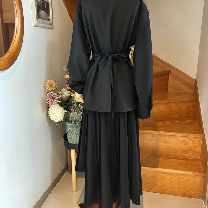 [SOLD OUT] 블랙 레이어드 스타일 상의
