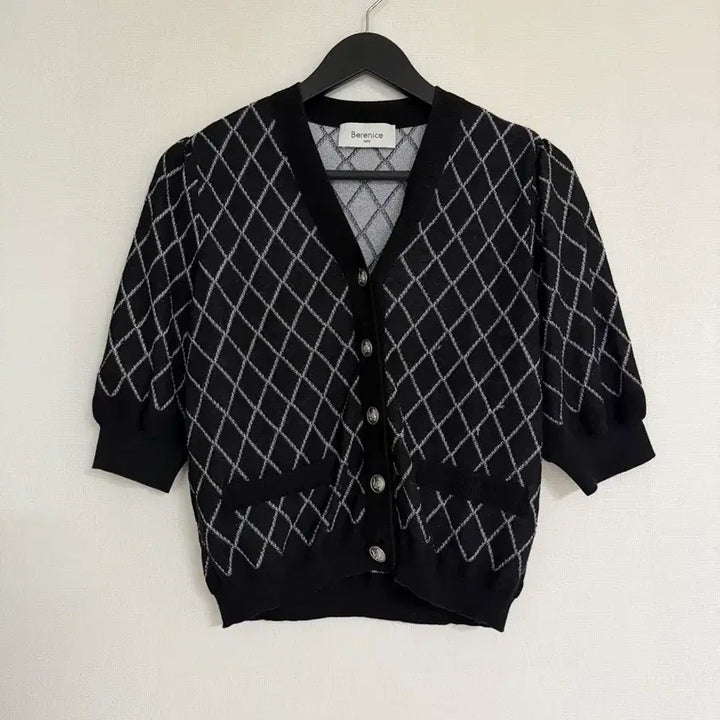 [SOLD OUT] 베르니스 가디건