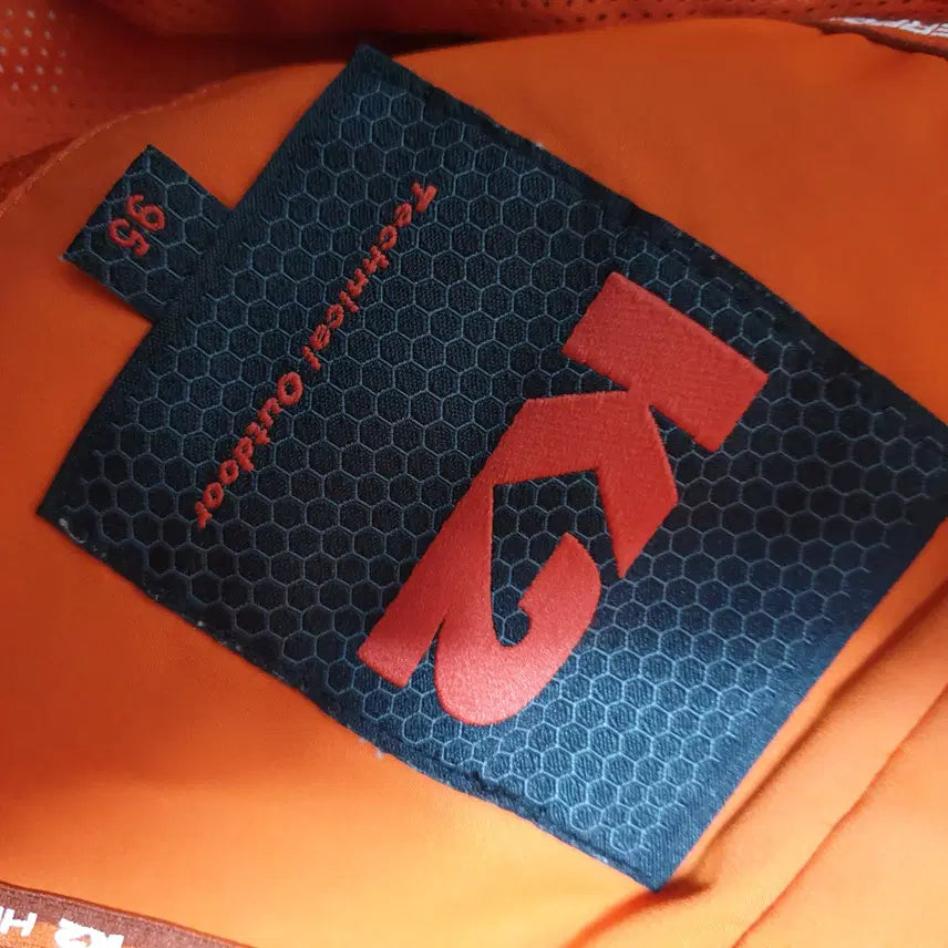 [BUNJANG] K2 Hooded Windbreaker Jacket (95) / K2 후드바람막이점퍼/95