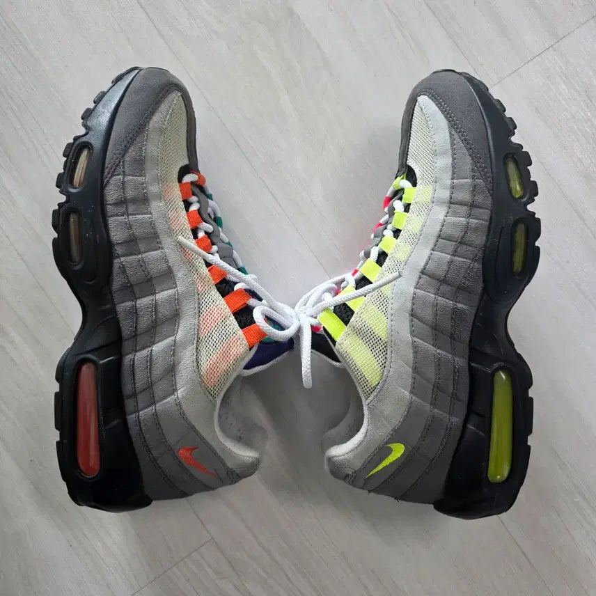 [BUNJANG] Nike Air Max 95 Greedy Sneakers / 나이키 에어맥스95 그리디 265