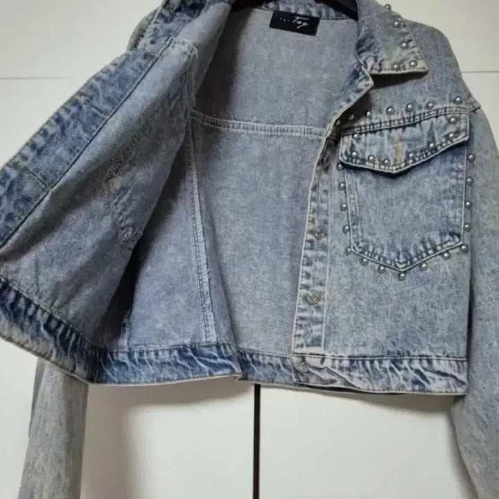 [BUNJANG] Studded Denim Crop Jacket / (새상품)스터드 데님 크롭 자켓 55~66