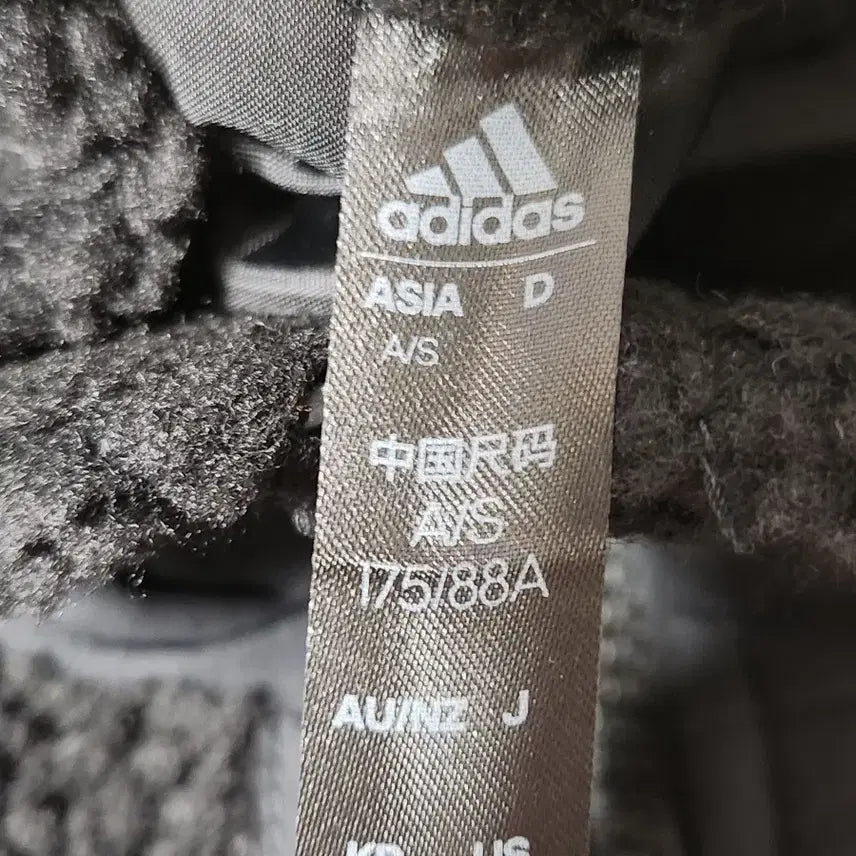 [BUNJANG] 새상품급) 아디다스 PRSVE BOS 쉐르파 재킷 HP1388 사이즈s지 / 새상품급) 아디다스 PRSVE BOS 쉐르파 재킷 HP1388 사이즈s지