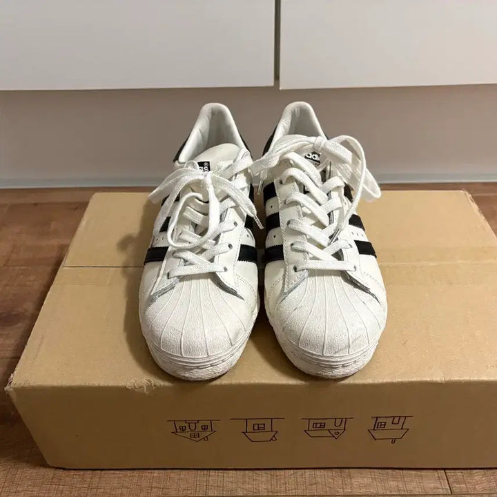 [BUNJANG] Adidas Superstar 82 Sneakers / 아디다스 슈퍼스타82 230
