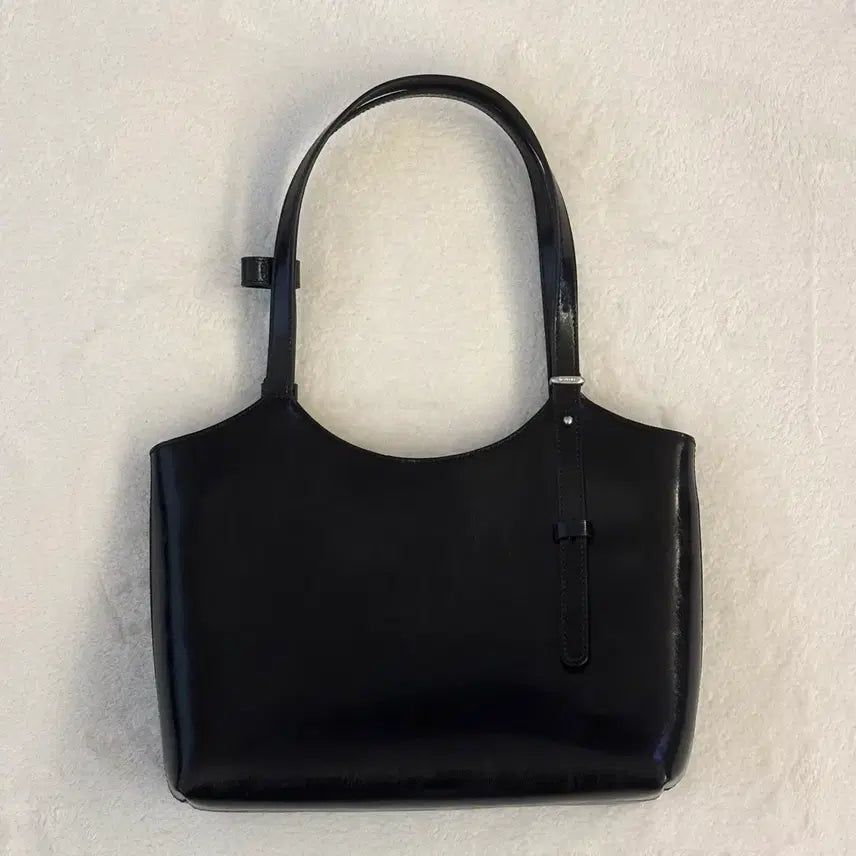 [SOLD OUT] 정가 198000원/ 드메리엘 가방