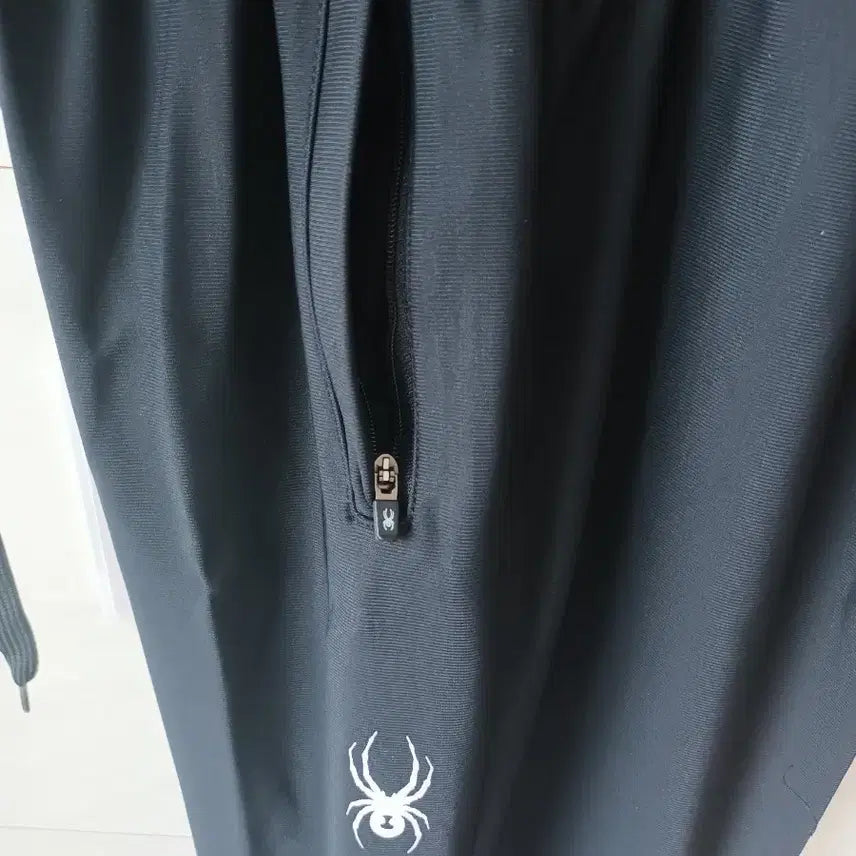 [BUNJANG] Spider Spring/Fall Training Pants - Black, Size M / 스파이더 춘추용 트레이닝 M 새상품 블랙