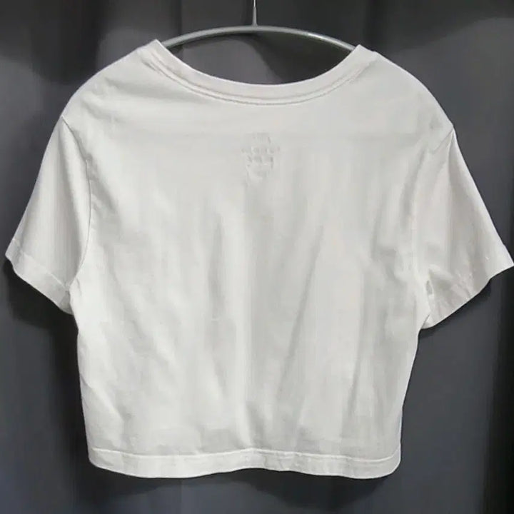 [BUNJANG] Nike Sportswear Essential Crop Tee / 나이키 W 스포츠웨어 에센셜 크롭 티