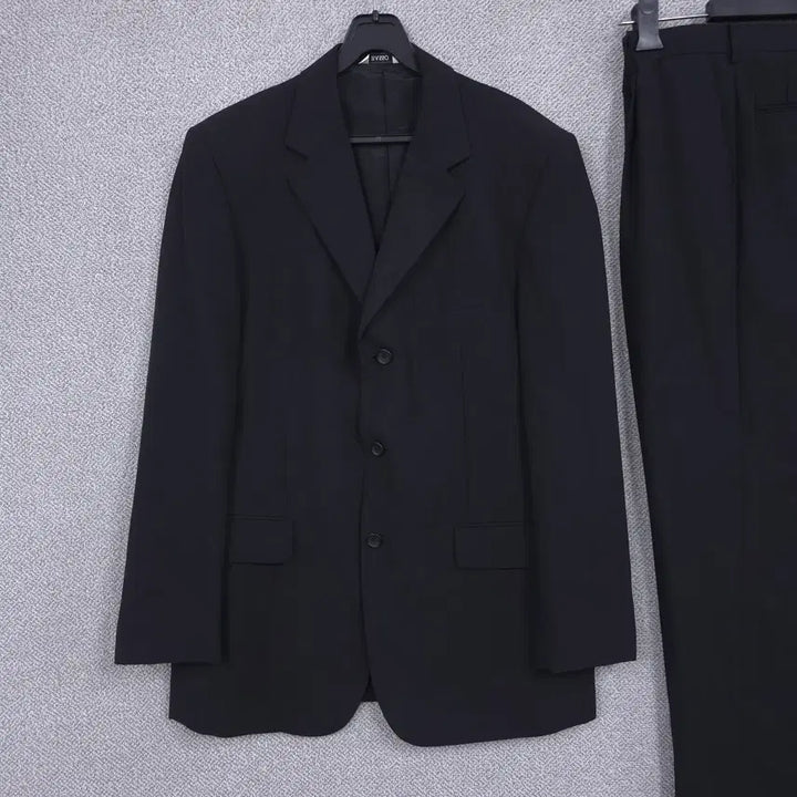 [SOLD OUT] 바쏘(BASSO) 블랙 남성 봄/여름 정장 세트 셋업 103/34