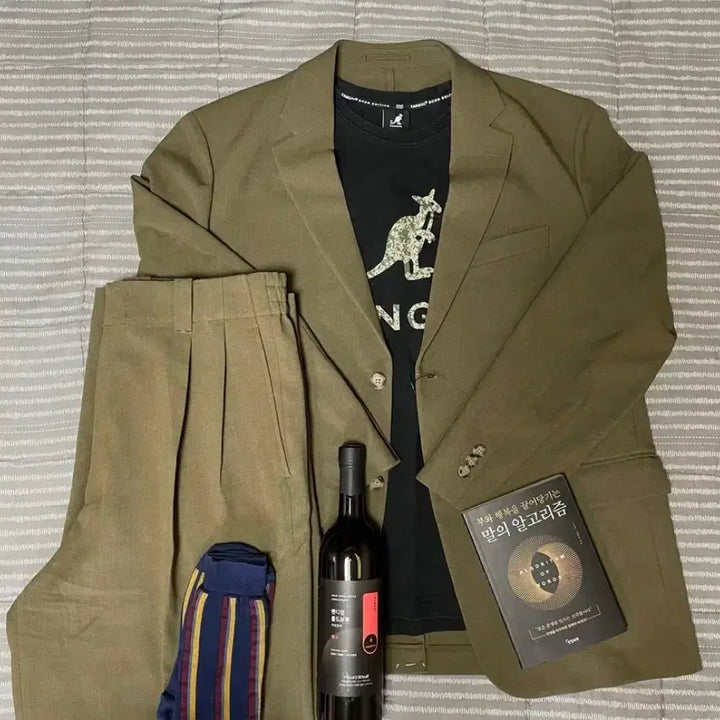 [BUNJANG] Uniqlo x MARNI Wide Fit Pleated Trousers - Olive (L) / 유니클로 x 마르니 와이드 핏 플리티드 트라우저 새제품 L사이즈