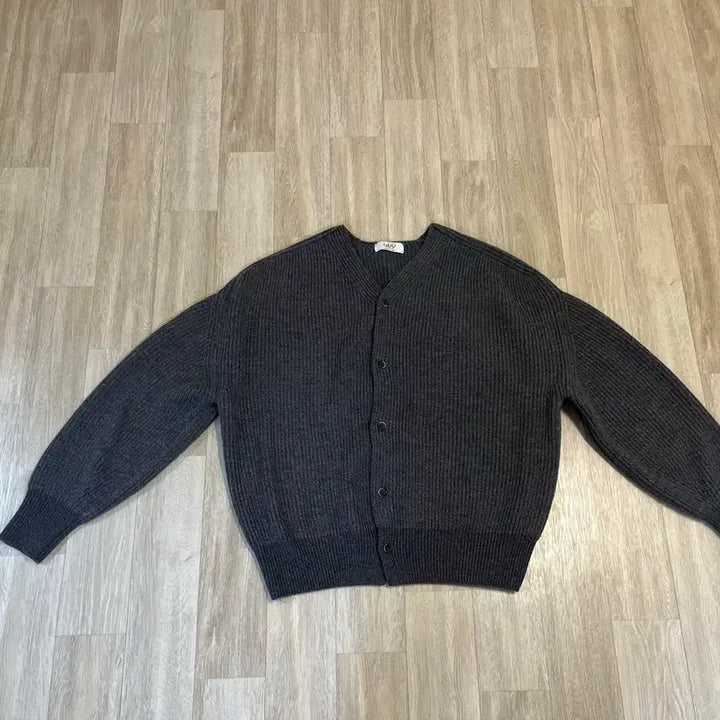 [BUNJANG] Elmood Gray Cardigan / 엘무드 가디건 그레이 48