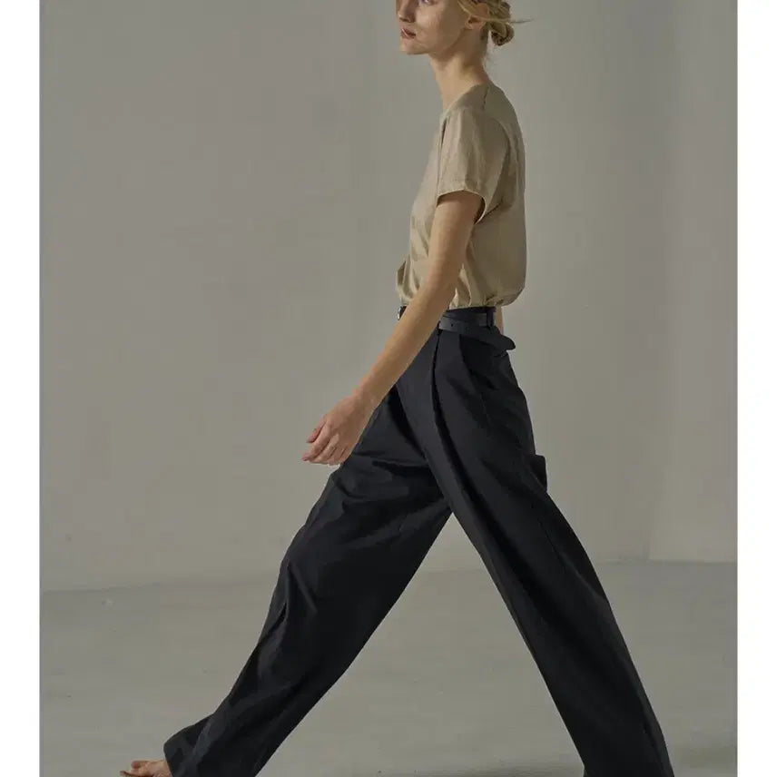 [BUNJANG] Facade Pattern Summer Wool Wide Pants / 파사드패턴 썸머울 와이드 팬츠