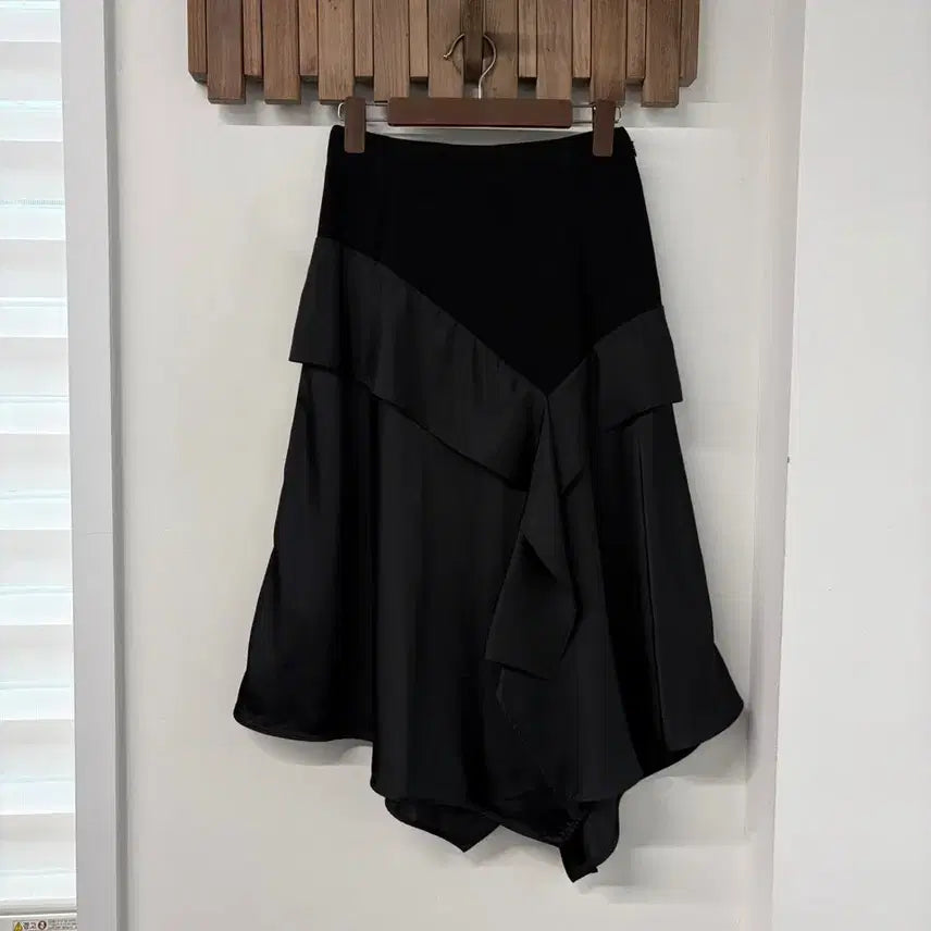 [SOLD OUT] 시스템 언발란스 스커트