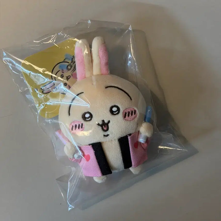 [BUNJANG] Chiikawa Usagi Cheering Mascot (Sealed) / 치이카와 오타쿠 응원 우사기 마스코트