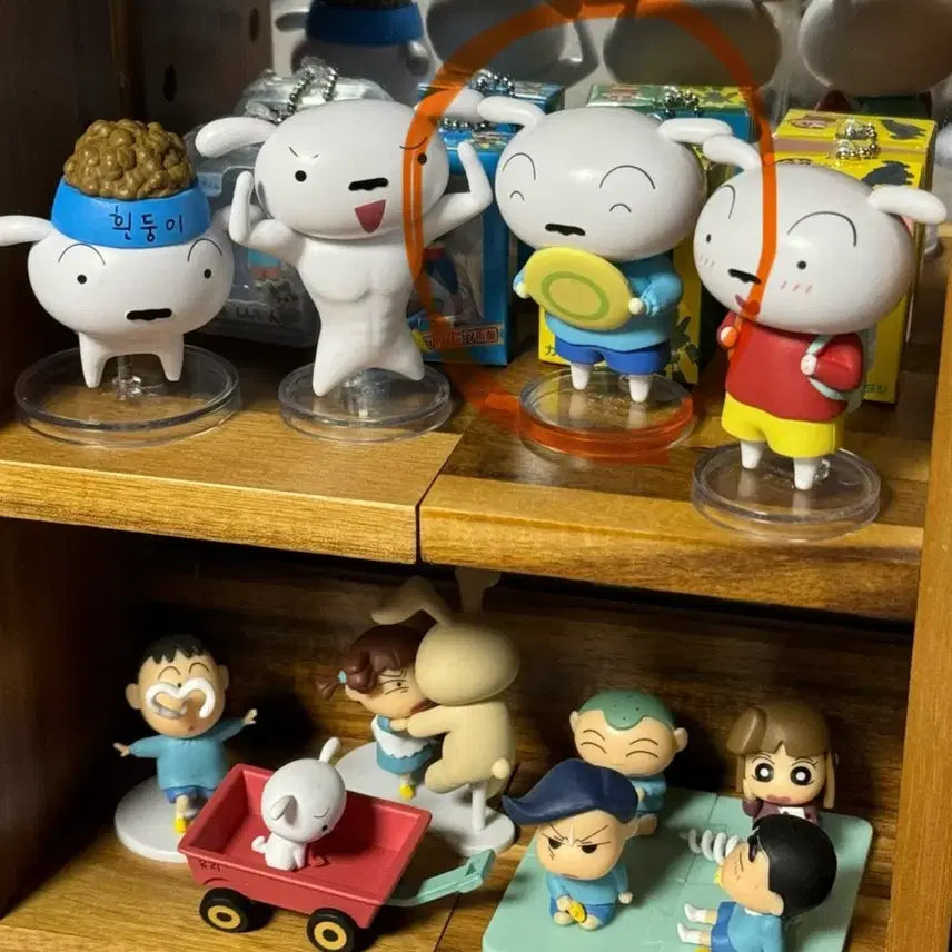 [BUNJANG] CGV White Dog Figure / CGV 흰둥이 피규어