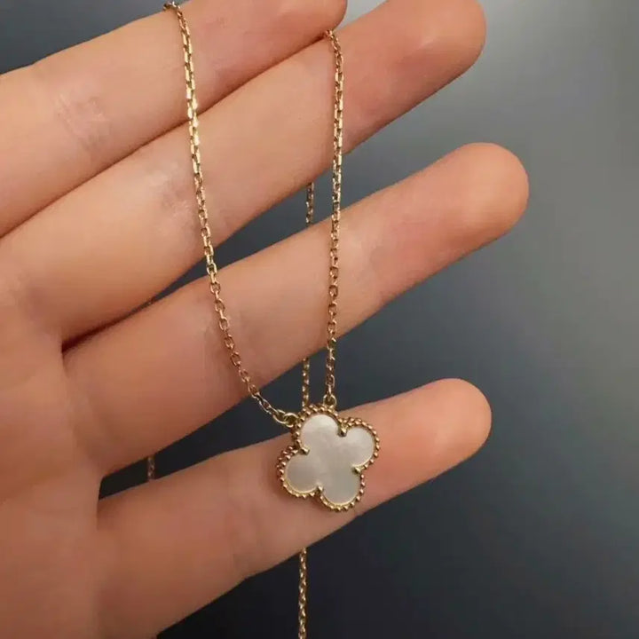 [SOLD OUT] 반클리프 아펠 마더오브펄 빈티지 알함브라 목걸이