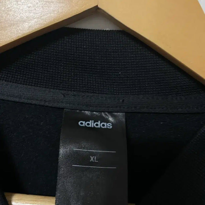 [SOLD OUT] 105 아디다스 사이드라인 트랙탑 져지 정품