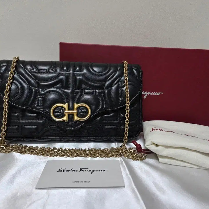 [BUNJANG] Ferragamo Gancini Quilted Chain Bag / 페라가모 간치니 퀼팅 체인백 (정품) 풀구성