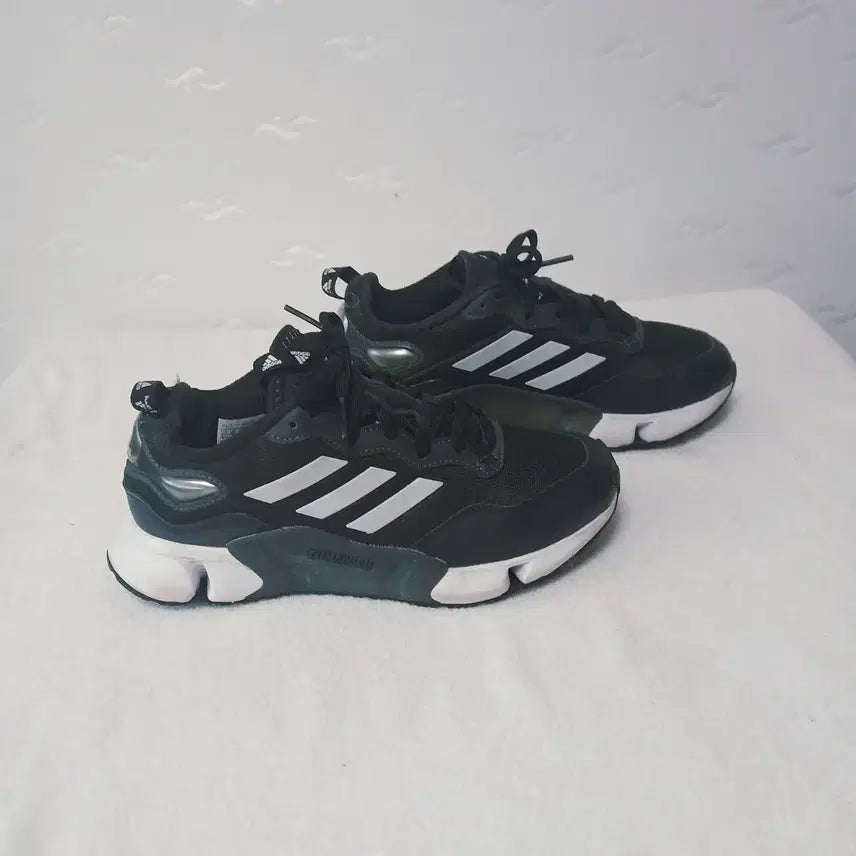 [SOLD OUT] (9) 아디다스 블랙225