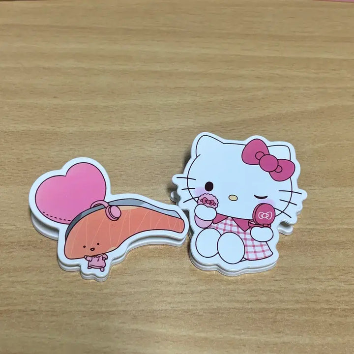 [BUNJANG] Sanrio Hello Kitty Kirimichan Set of 2 Clips / 산리오 헬로키티 키리미짱 집게 2개 일괄