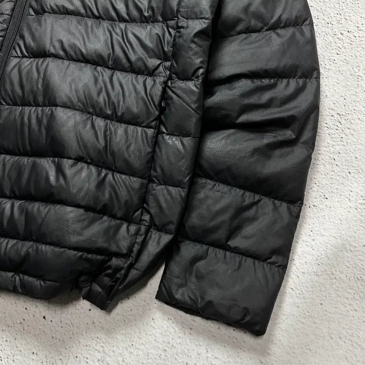 [SOLD OUT] Patagonia Hi-Loft Down Hoody