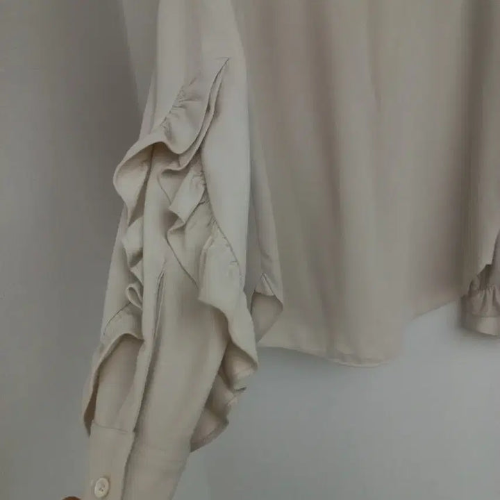 [BUNJANG] System Ivory High-Neck Blouse / 시스템블라우스
