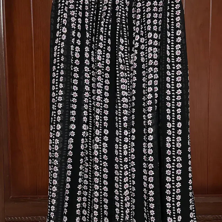 [SOLD OUT] GIAMBA(지암바) 실크 스커트