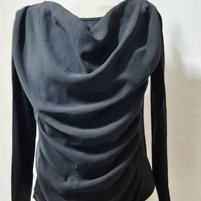 [BUNJANG] YESSY Black Drape Shirring Wrap Blouse Size 55 / 예쎄 블랙 드레이프셔링 랩 블라우스티55