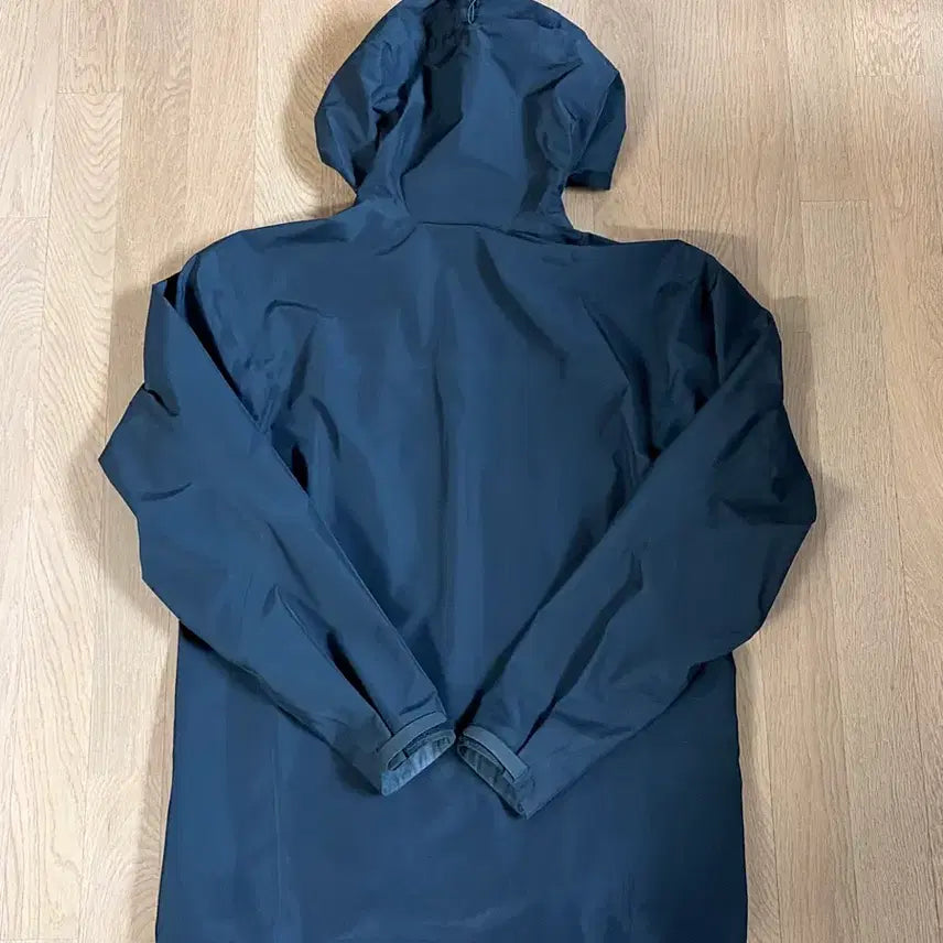 [SOLD OUT] [L] 아크테릭스 베타 It 블랙