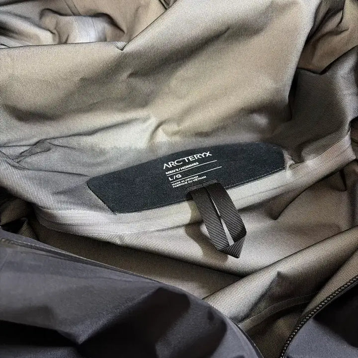 [SOLD OUT] [L] 아크테릭스 베타 It 블랙