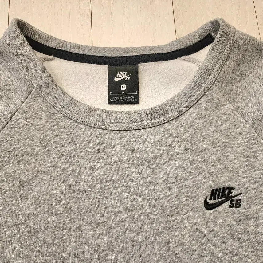 [BUNJANG] Nike SB Crewneck Sweatshirt Grey Size 100 / (매장정품)나이키 SB 맨투맨 100