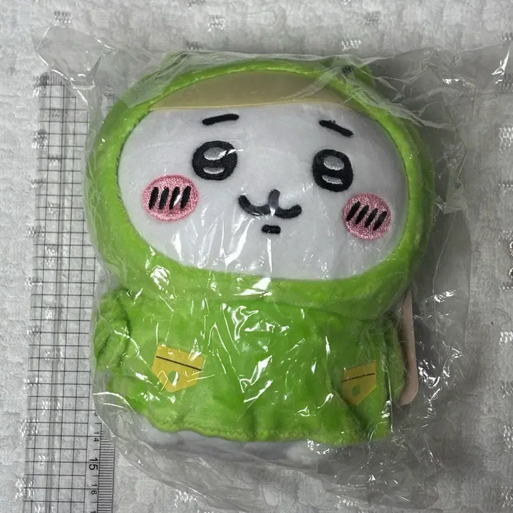 [BUNJANG] Chiikawa Raincoat Plush Doll (15cm, Sealed) / 미개봉)우비 치이카와 봉제인형