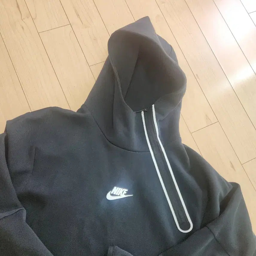 [SOLD OUT] 나이키 테크팩 트레이닝복세트  판매해요!!