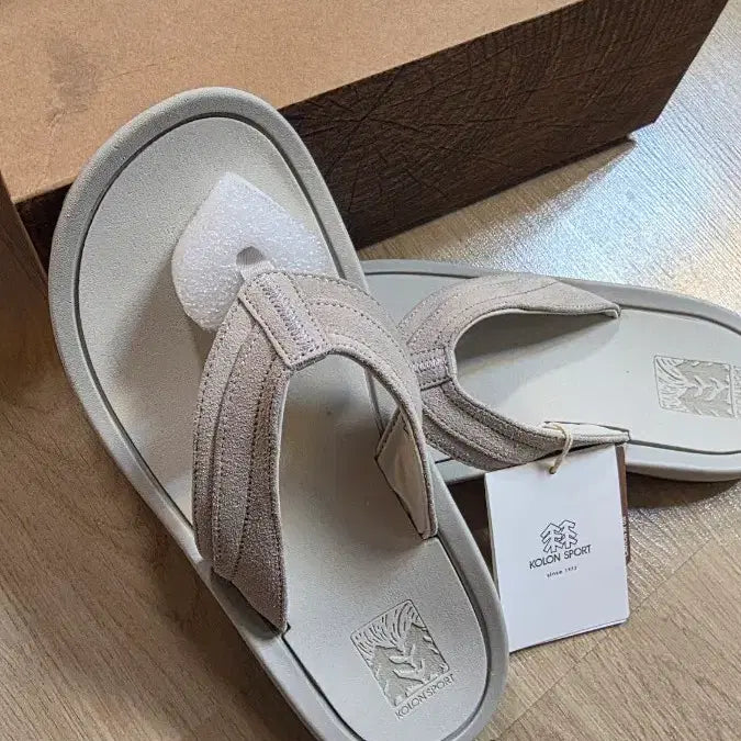[BUNJANG] Kolon Sport Beige Flip-Flops / 새제품 코오롱스포츠 쪼리 270mm 275가능 슬리퍼 베이지 플립플랍