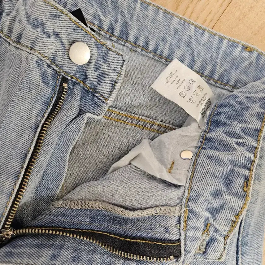 [BUNJANG] Trillion Light Blue Wide Denim Pants (M) / 라이트 블루 와이드 데님 팬츠 m
