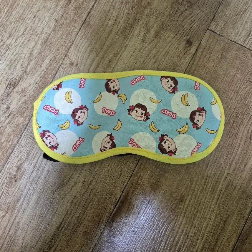 [BUNJANG] Peko-chan Sleep Mask / 페코짱 수면안대