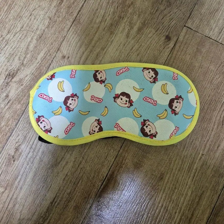 [BUNJANG] Peko-chan Sleep Mask / 페코짱 수면안대
