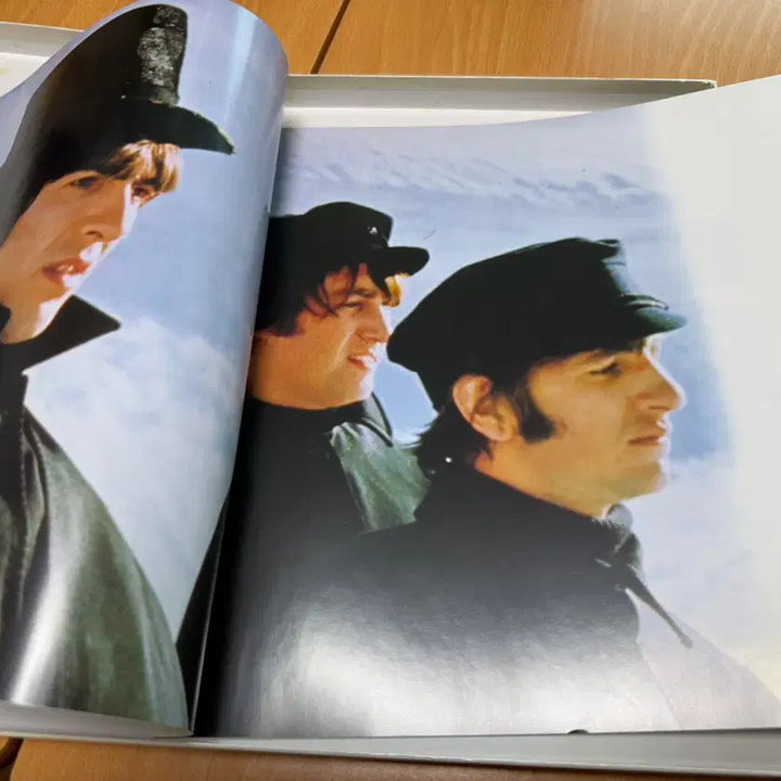 [BUNJANG] The Beatles Help Box Set CD / (미개봉 CD) The Beatles - Help! 박스세트 사진집 포함