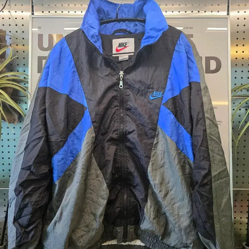 [BUNJANG] Nike Vintage Windbreaker Jacket Blue/Black/Gray L / 나이키 빈티지 바람막이 자켓 블루/블랙/그레이L