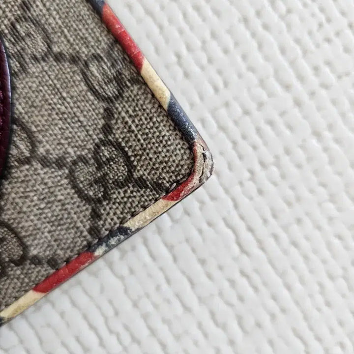 [BUNJANG] Gucci GG Supreme Multi-Patch Clutch Bag / 구찌 GG 수프림 멀티패치 클러치백(한정판)