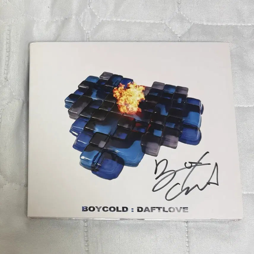 [SOLD OUT] 보이콜드 DAFT LOVE 앨범 친필 사인반