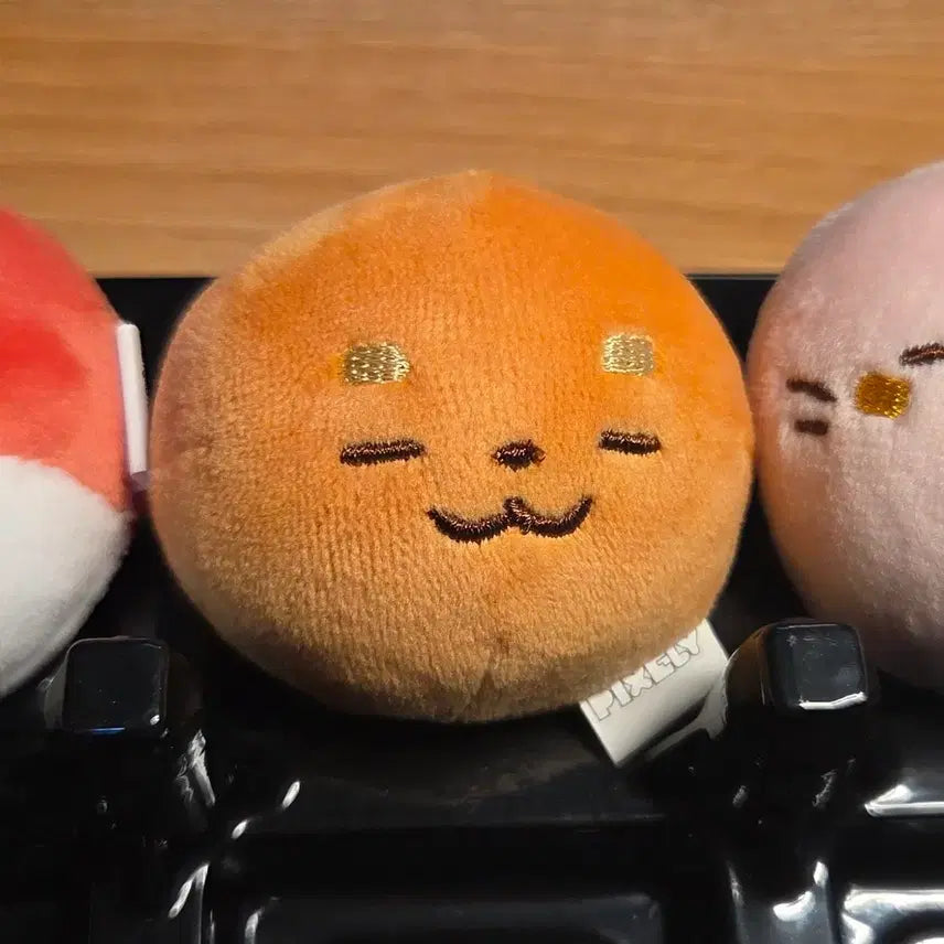[SOLD OUT] 잠뜰 gs 덕개 찹쌀떡키링 말랑 키링 픽셀리 뜰팁