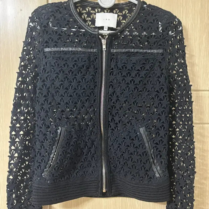 [SOLD OUT] IRO 아일렛 레이스 블랙 자켓