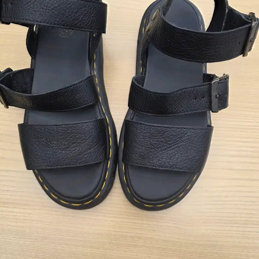 [BUNJANG] Dr. Martens Gryphon Quad Strap Sandals UK 6 / 닥터마틴 그리폰쿼드 스트랩 샌들 UK6