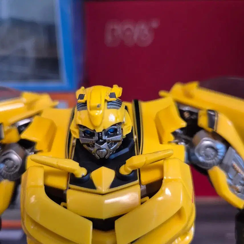 [BUNJANG] Legendary Toys Bumblebee Action Figure / 레전더리토이즈 범블비