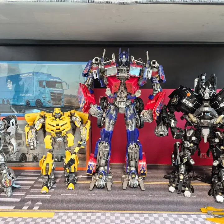 [BUNJANG] Legendary Toys Bumblebee Action Figure / 레전더리토이즈 범블비