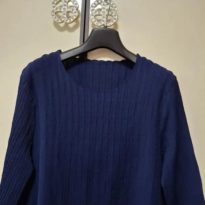 [BUNJANG] Pleats Please Navy Blouse Top / 플리츠미 네이비  상의  66날씬77 점도  약간A라인