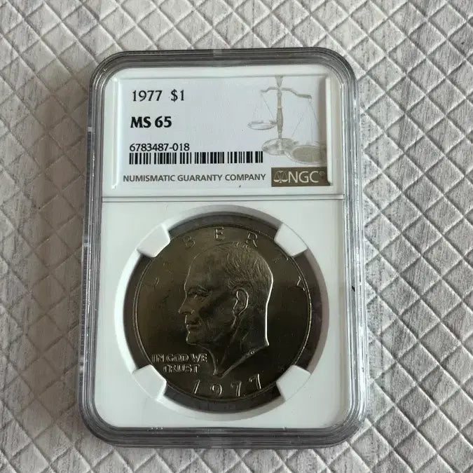 [BUNJANG] 1977 Eisenhower Dollar MS65 NGC Graded / NGC 1977 아이젠하워 달러 MS65